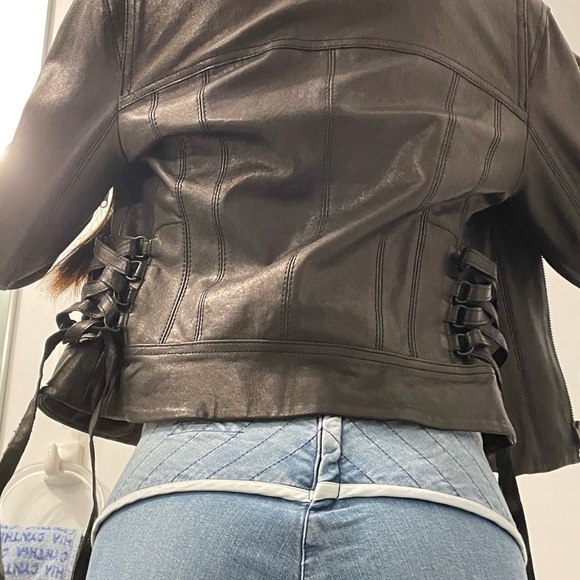 Nannette Lapore Women’s size 4. (XS/S) black moto jacket - Picture 4 of 11